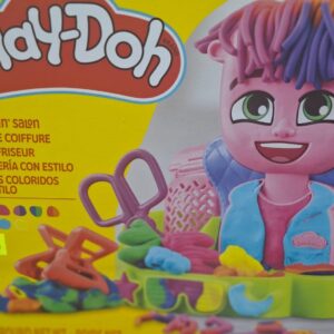 Play-Doh – סלון עיצוב שיער (Hair Stylin' Salon)